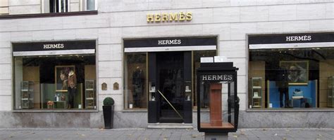 treskowallee berlin hermes shop